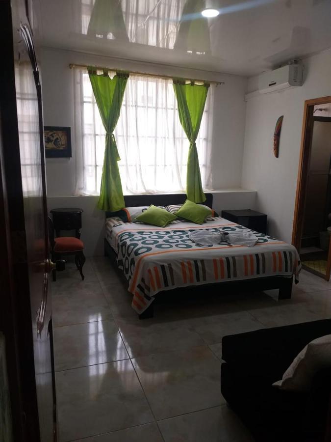 Hotel Luis Angel Mocoa Kültér fotó